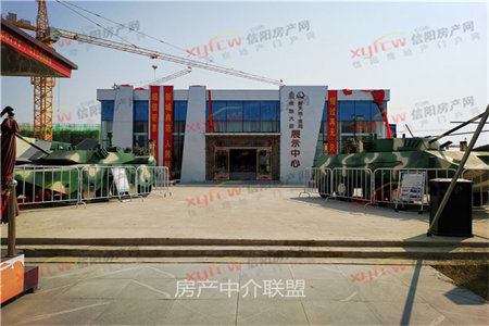 香榭里现房套三双卫低首付走一手房手续